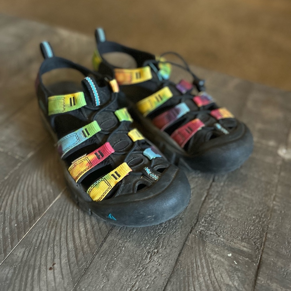 KEEN hiking sandals